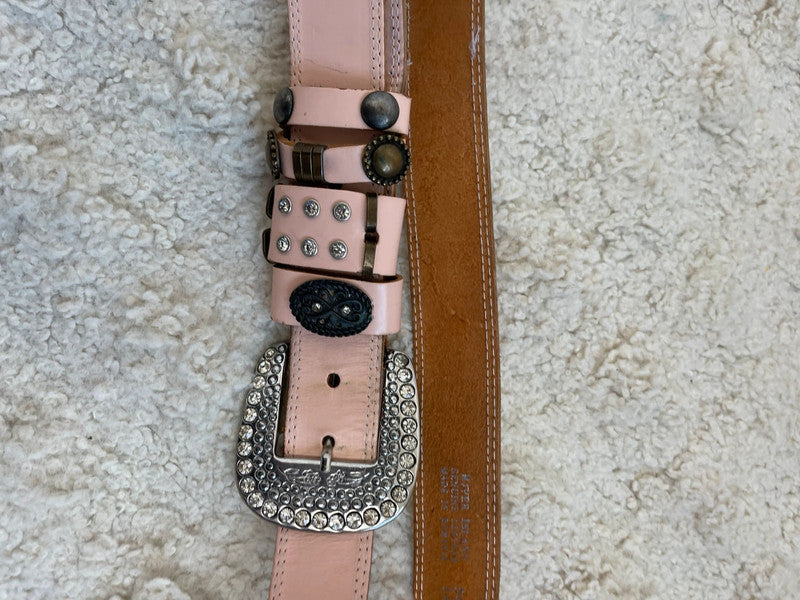 Chunky western belt