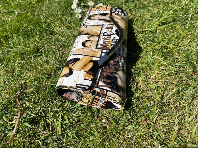 Y2K magazine clutch