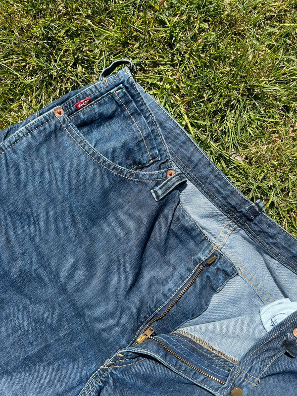 Leavi jeans