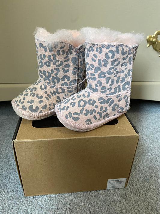 UGG boots pink leopard, age 6 months